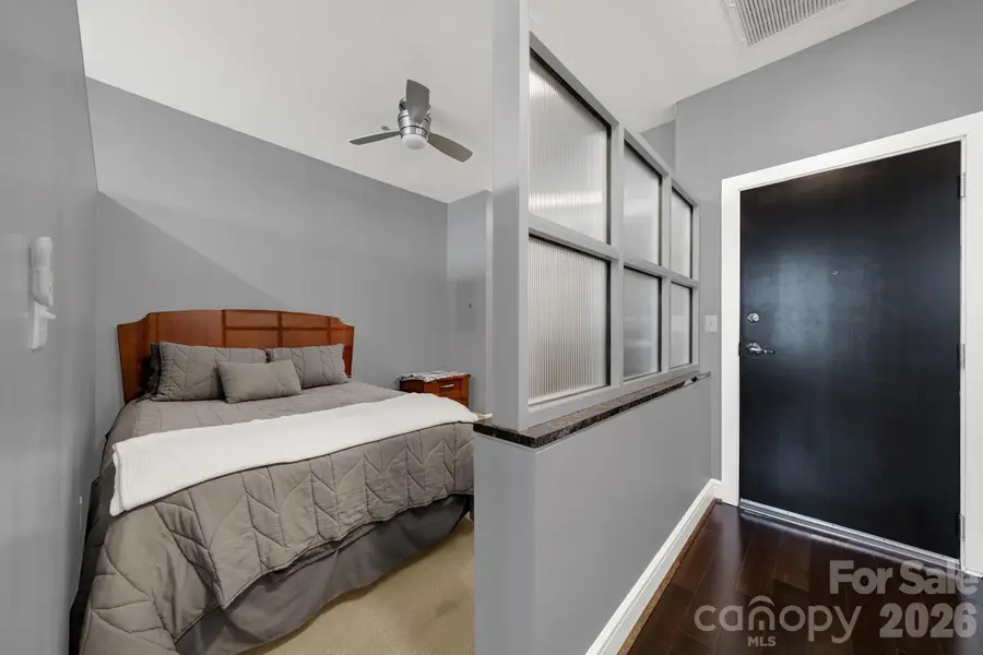 333 W Trade Street #2701, Charlotte, NC 28202 - #3