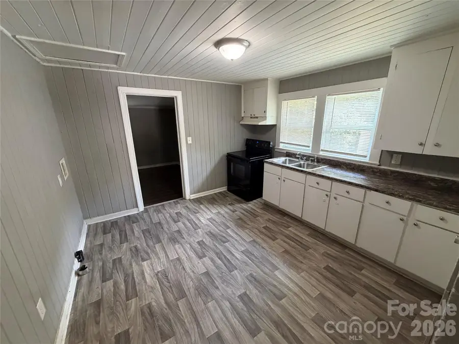 1104 Spann Street, Shelby, NC 28150 - #3