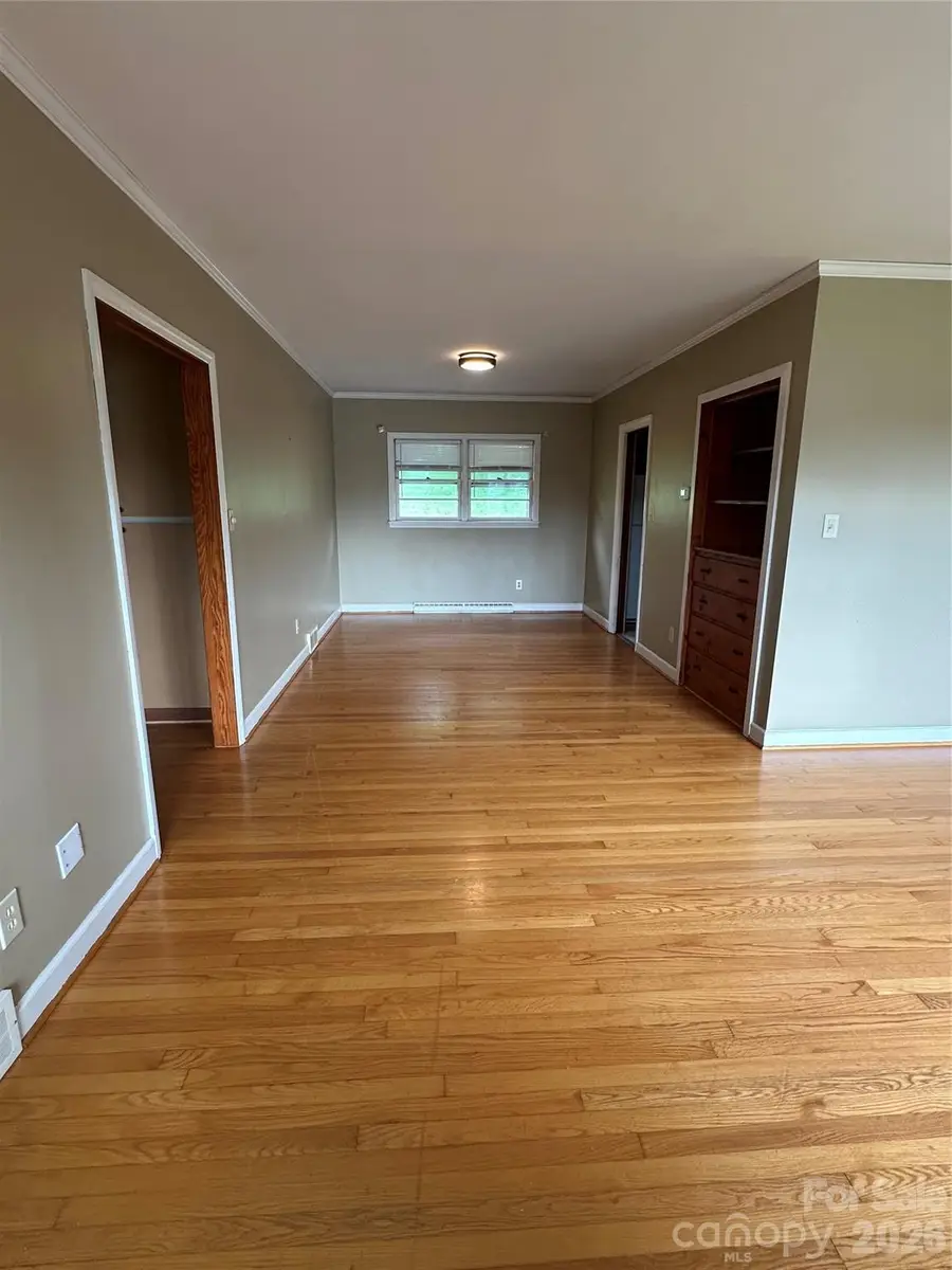 610 Enka Lake Road, Candler, NC 28715 - #3