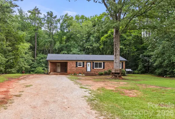3104 University Drive, Lancaster, SC 29720