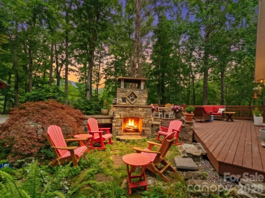 30 Kalmia Cove, Burnsville, NC 28714 - #3