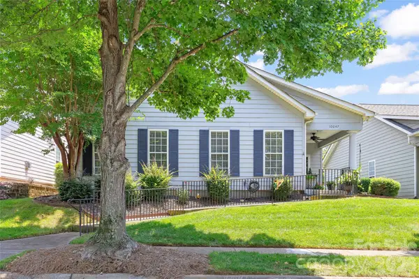 10047 Bishops Gate Boulevard, Pineville, NC 28134