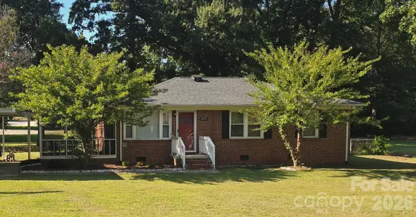 2493 Oakwood Circle, Rock Hill, SC 29732