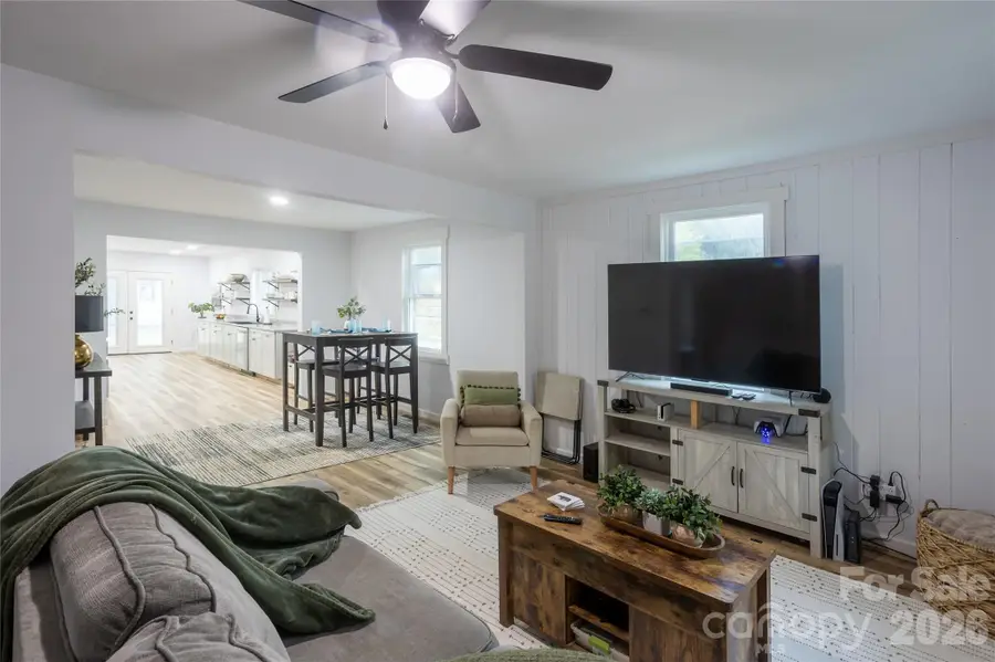 44 Lr Smith Avenue, Hendersonville, NC 28791 - #3