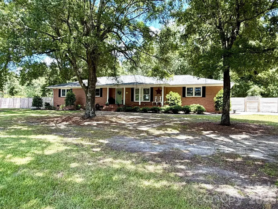 106 Outen Street, Pageland, SC 29728 - #2