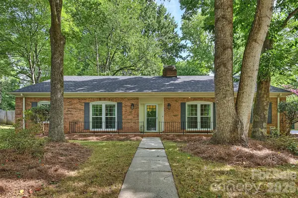 9301 Hinson Drive, Matthews, NC 28105