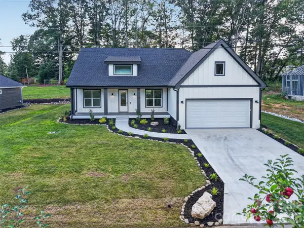 68 Point Hope Lane #6, Hendersonville, NC 28792