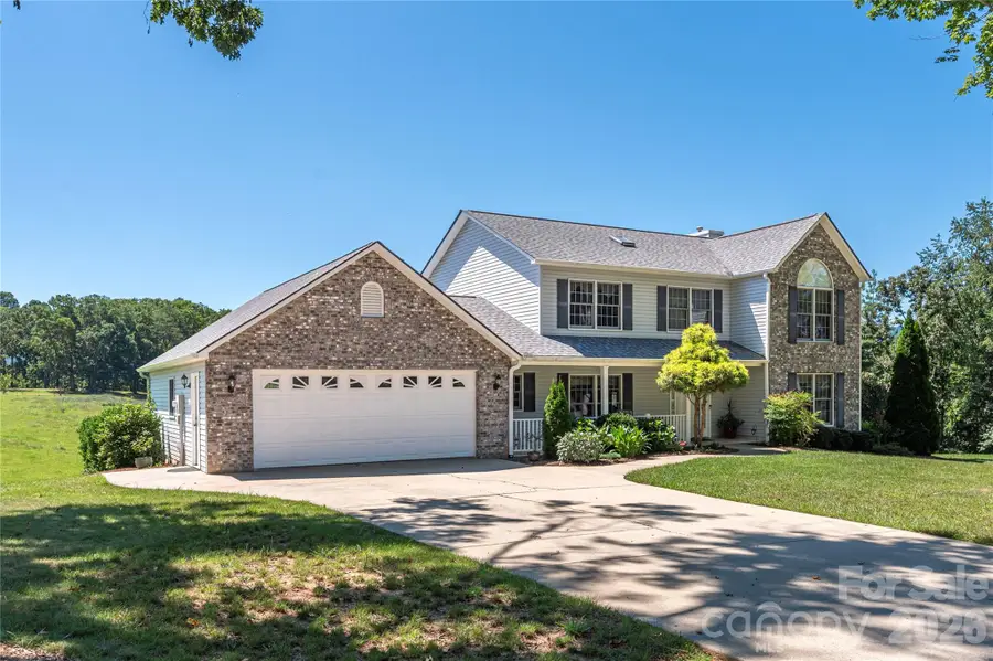 35 Forest Knoll Drive, Weaverville, NC 28787 - #2