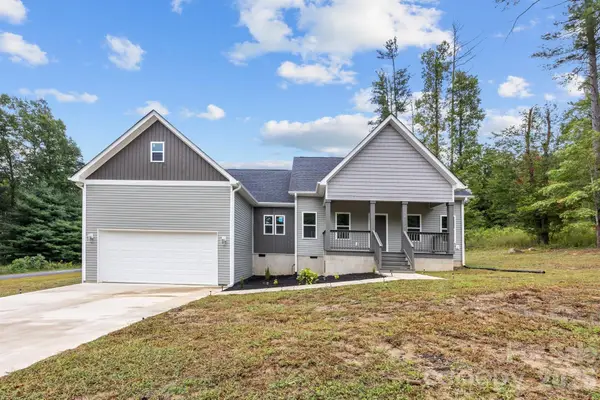 79 Crystal Mountain Drive, Hendersonville, NC 28739