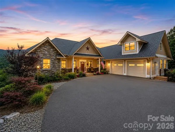 930 Big Raven Lane, Saluda, NC 28773