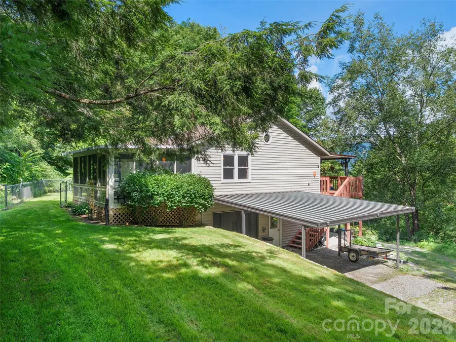 462 Farley Street, Waynesville, NC 28786 - #2