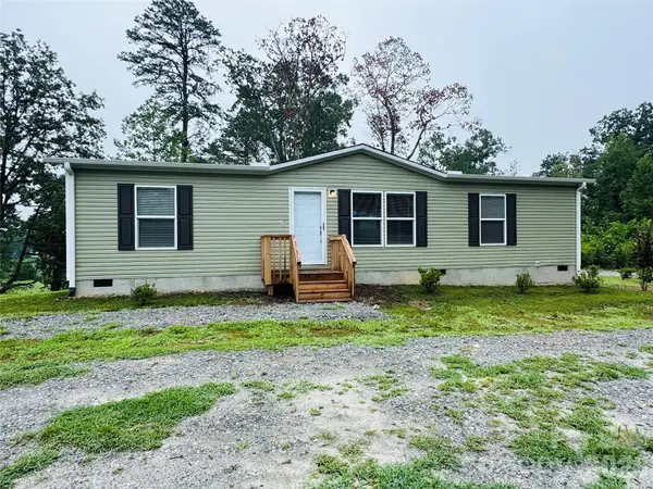 290 Poppy Acres Lane, Flat Rock, NC 28726