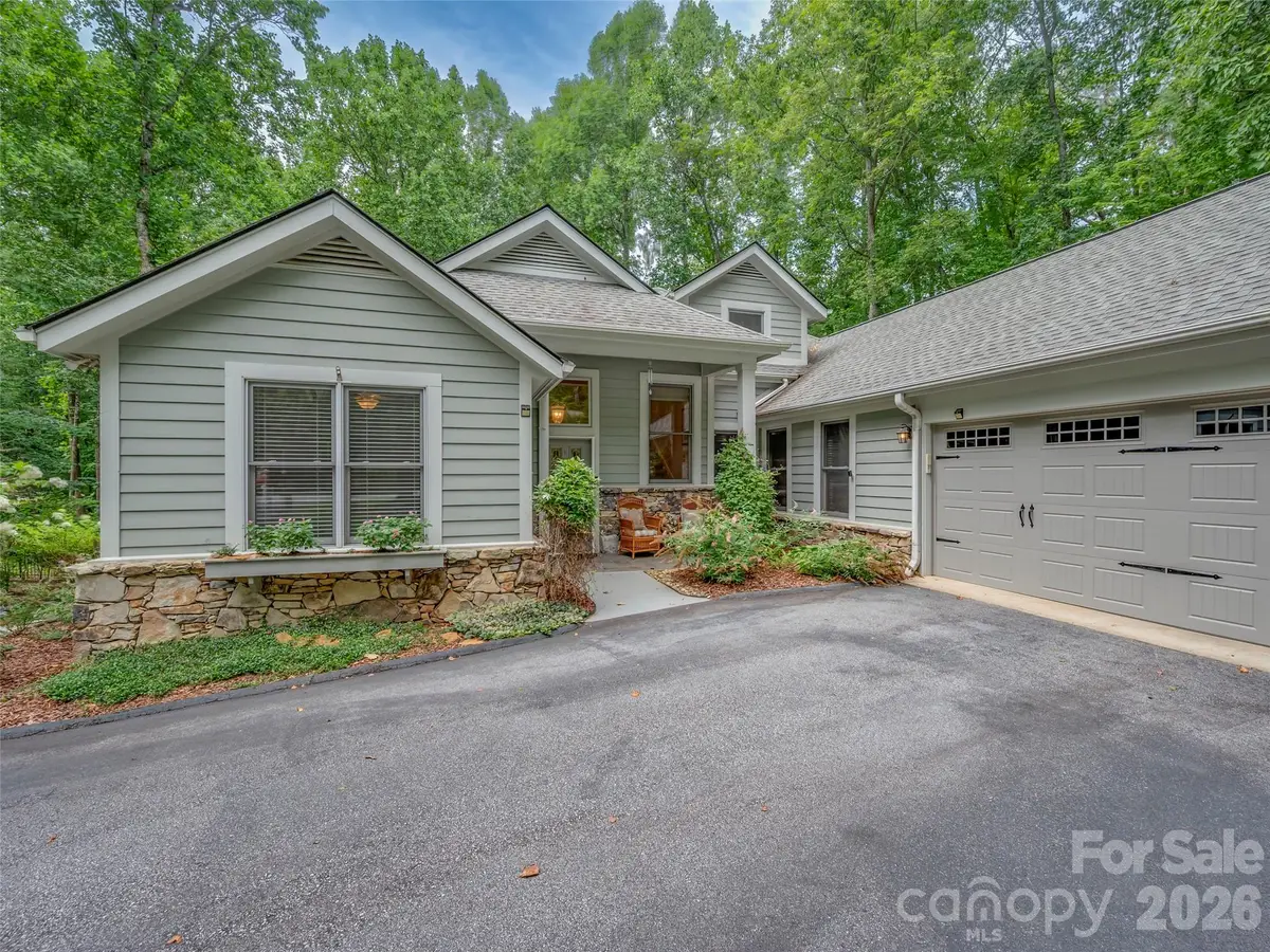 104 Little Cherokee Ridge, Hendersonville, NC 28739 - #1