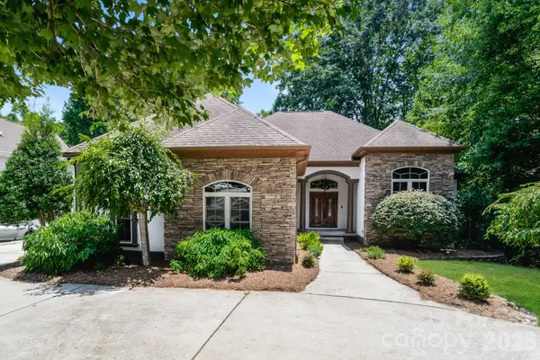 2360 Smith Harbour Drive, Denver, NC 28037