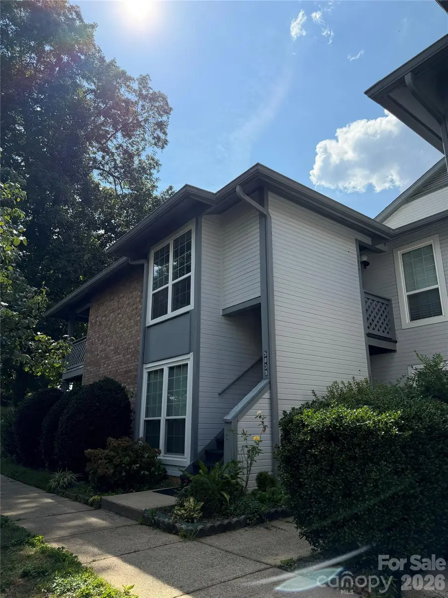 5839 Harris Grove Lane, Charlotte, NC 28212 - #2