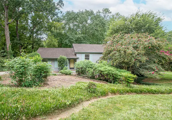 6836 Ronda Avenue, Charlotte, NC 28211