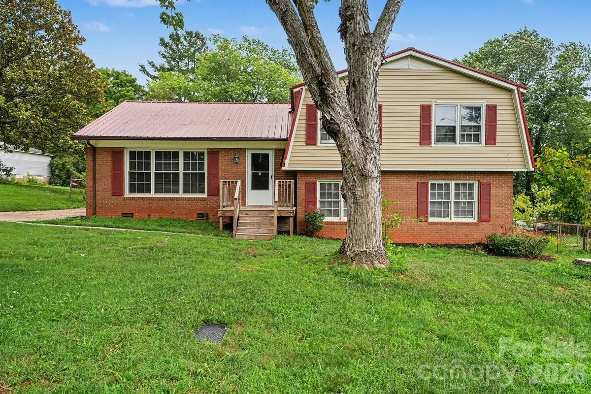 630 Colonial Drive, Statesville, NC 28625 - #1