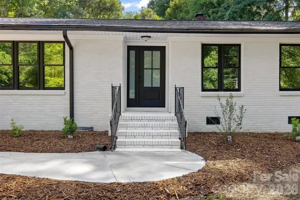 8033 Ritter Drive, Charlotte, NC 28270