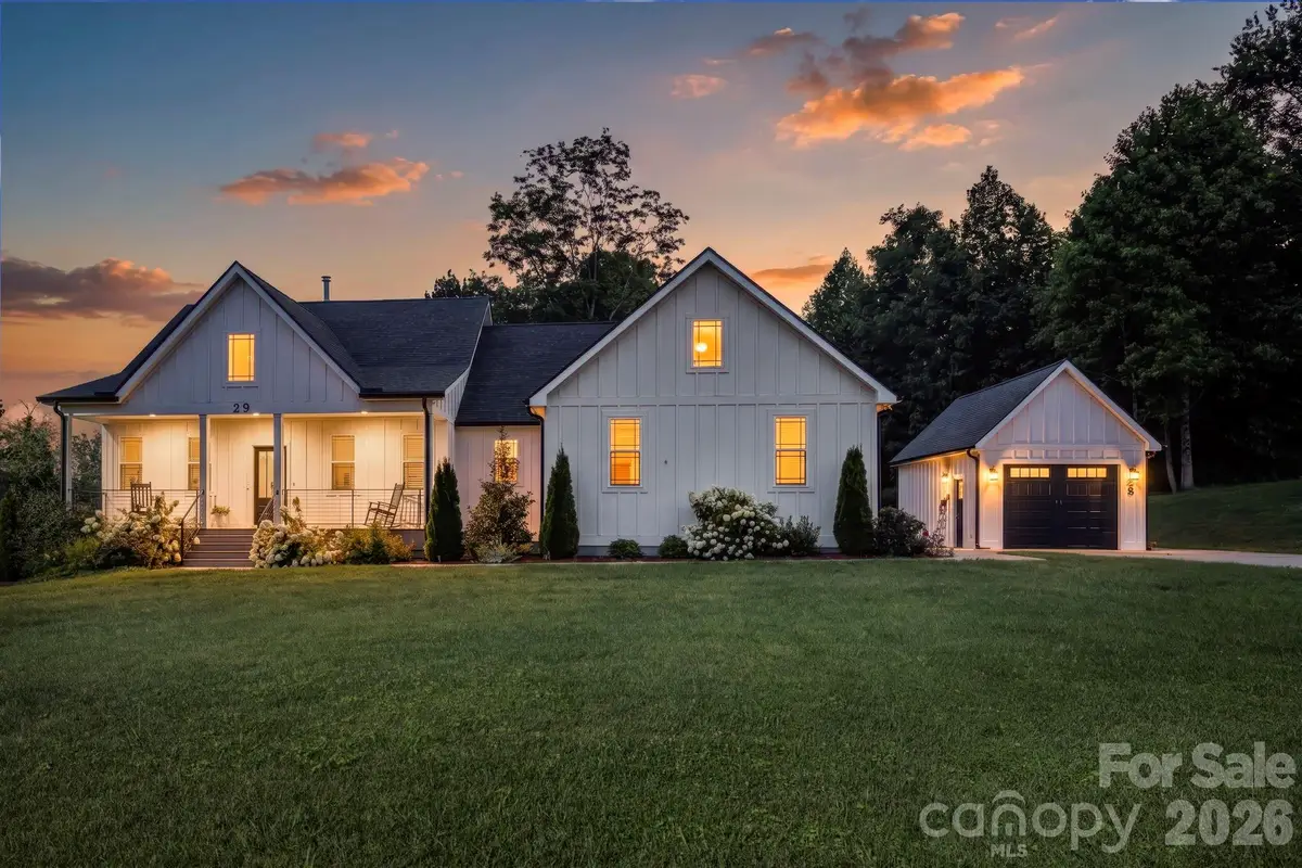 29 Banner Cottages Lane, Mills River, NC 28759 - #1