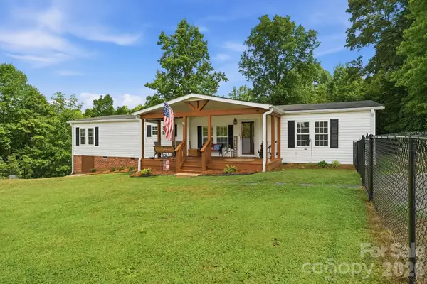 3307 Baltimore Road, East Bend, NC 27018