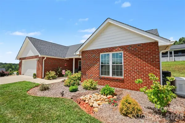 105 Kingston Place, Spindale, NC 28160