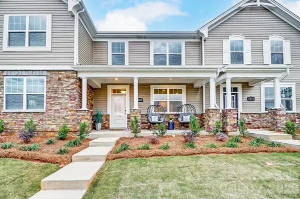 5217 Wyes Oak Lane, Charlotte, NC 28269