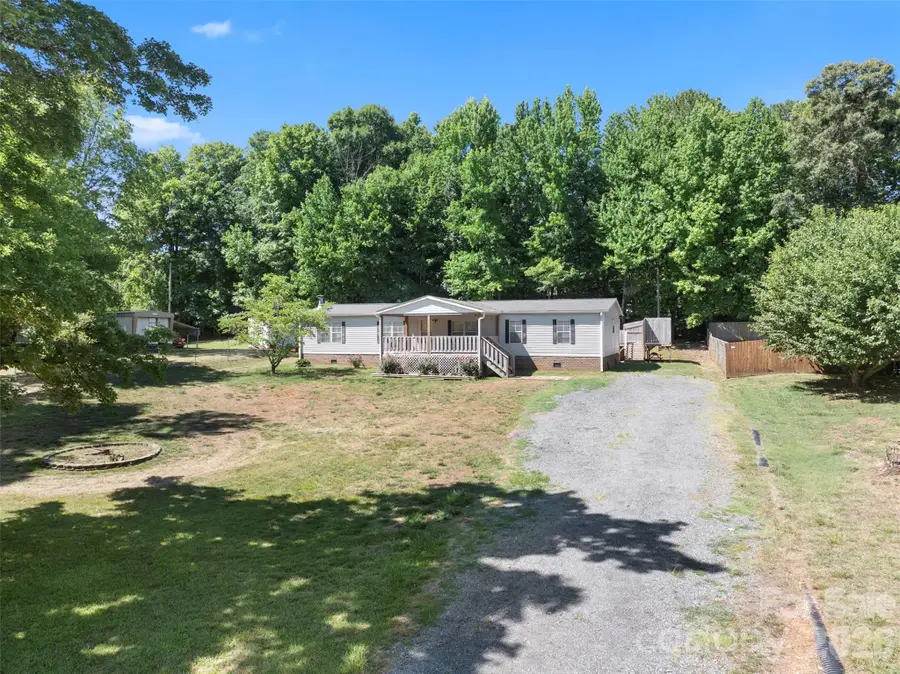 199 Sable Lane, Thomasville, NC 27360 - #2