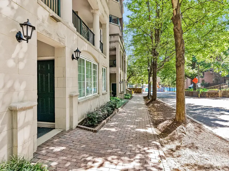 300 W 5th Street #2, Charlotte, NC 28202 - #2