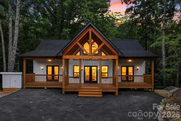 338 Hawks Terrace, Lake Lure, NC 28746