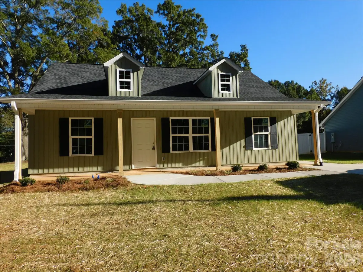 220 Mcclain Street, York, SC 29745 - #1