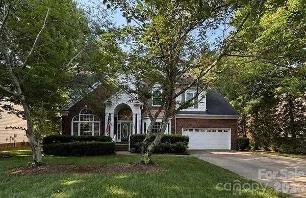 5222 Mcchesney Drive, Charlotte, NC 28269
