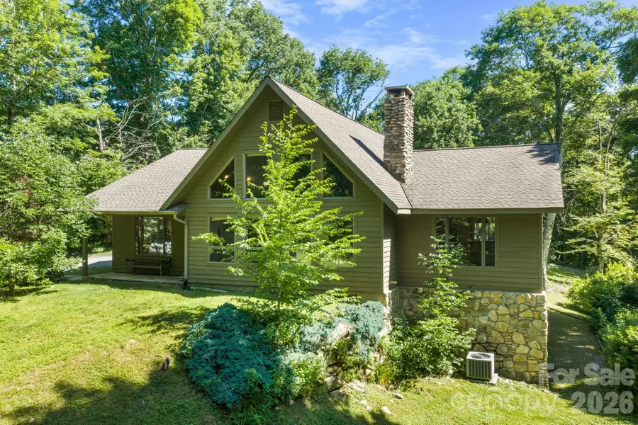 126 Rock Ledge Lane, Sugar Mountain, NC 28604 - #3