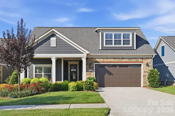 1041 Gradison Drive, Matthews, NC 28104
