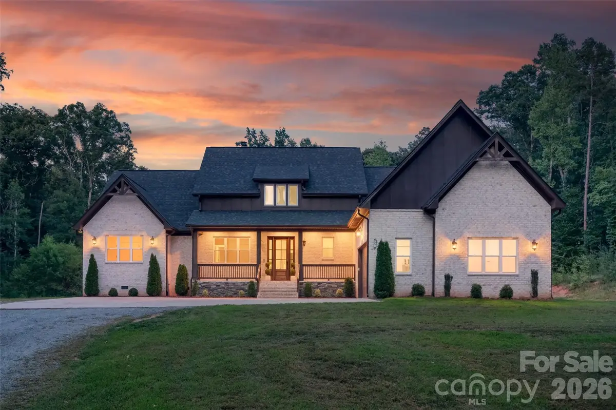 9401 Deer Run Road, Waxhaw, NC 28173 - #1