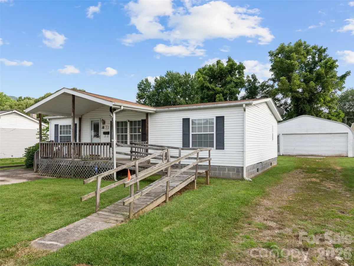 39 Spruce Street, Waynesville, NC 28786 - #1