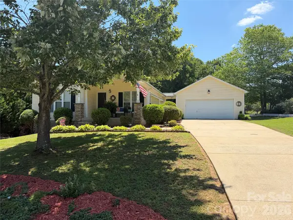 161 Winding Cedar Drive, Statesville, NC 28677