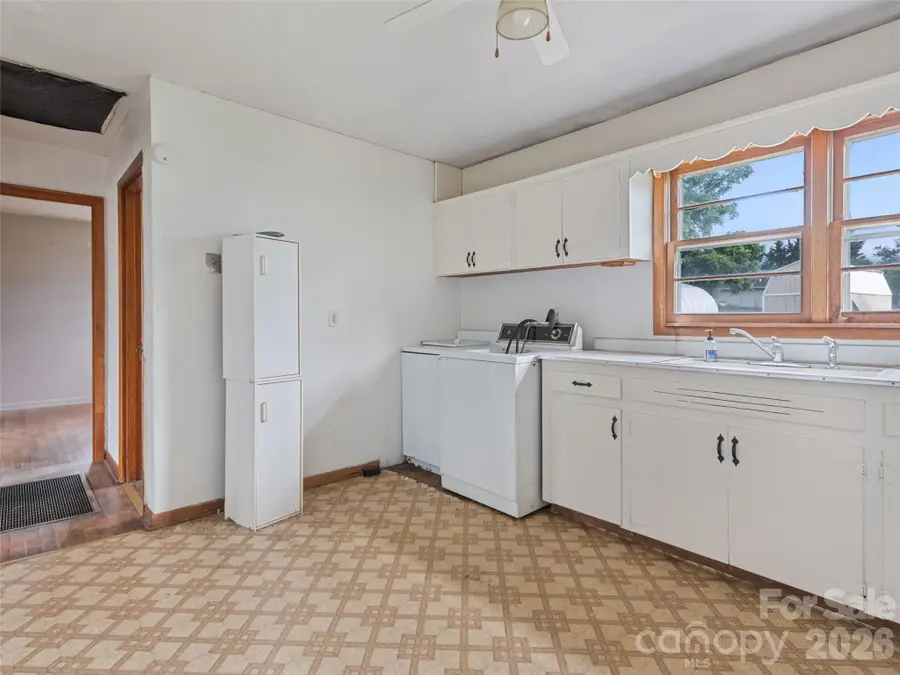 57 Spruce Street, Waynesville, NC 28786 - #3