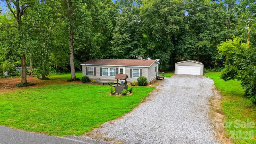2932 Loop Road, Lincolnton, NC 28092 - #2