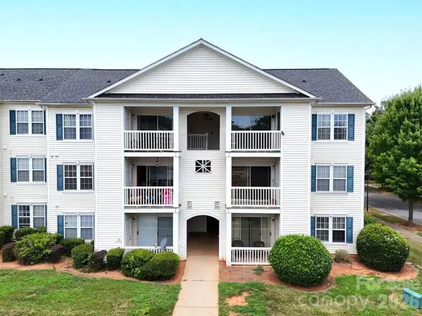 3965 Mohawk Court, Charlotte, NC 28215