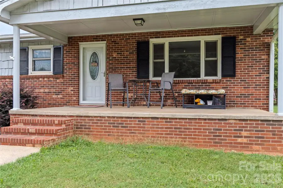 131 River Road, Boonville, NC 27011 - #2