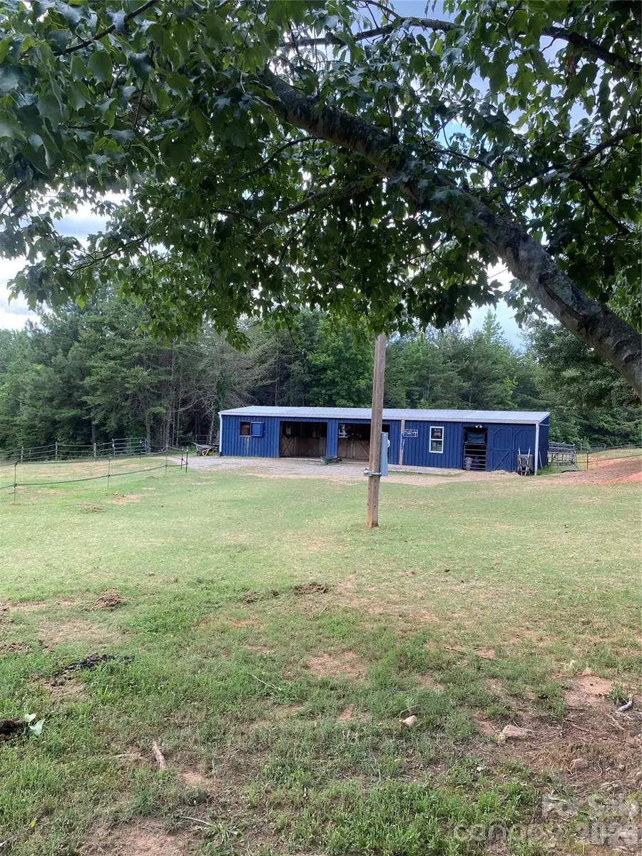 1568 John Smith Road, Columbus, NC 28722 - #2
