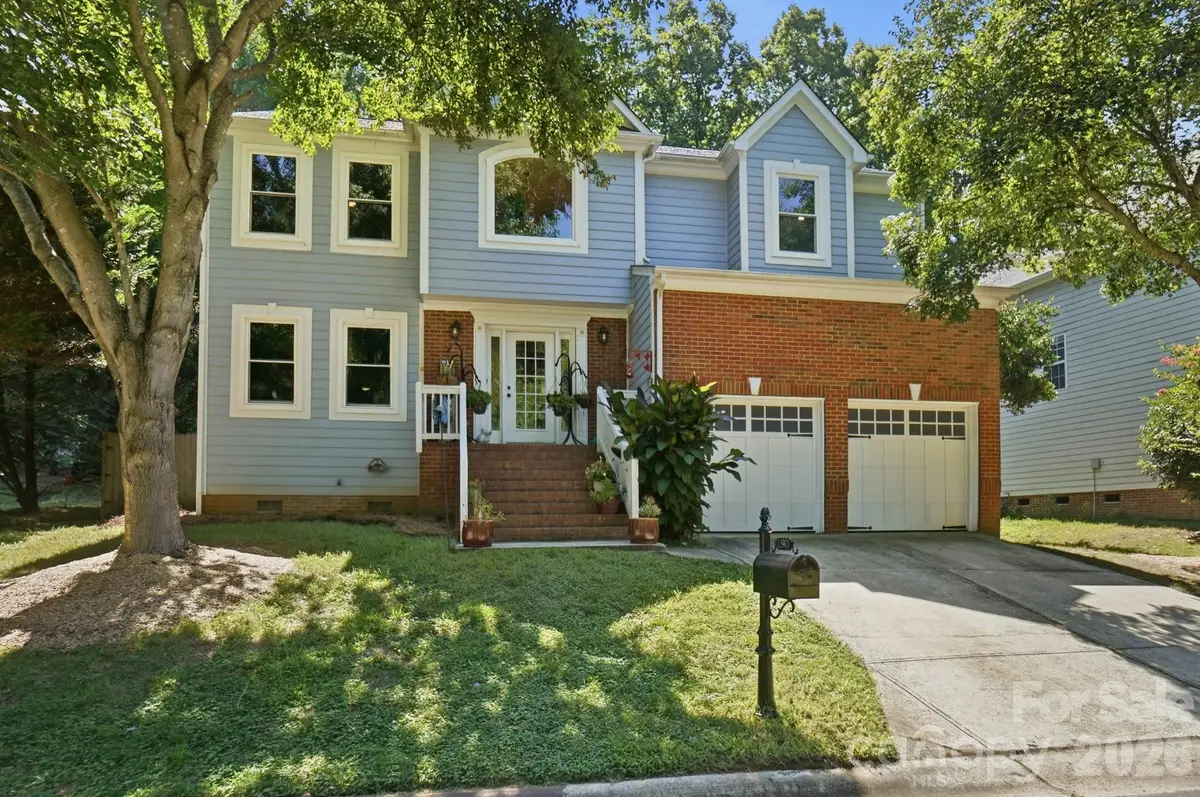 13901 Kings Carriage Lane, Charlotte, NC 28278 - #1