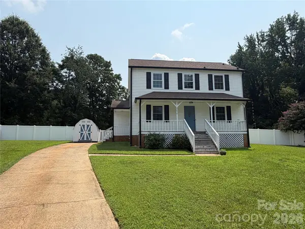 9850 Standing Wood Court, Charlotte, NC 28227
