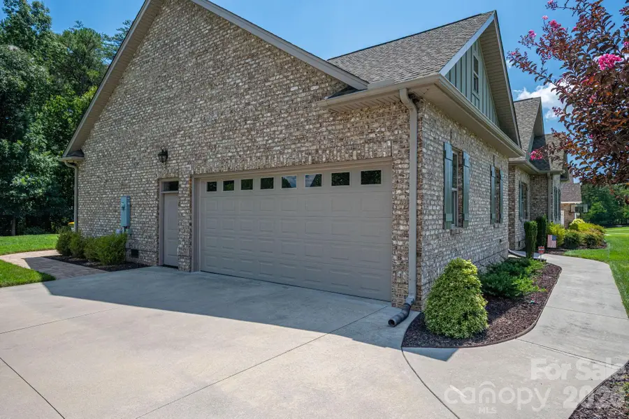 2474 Gateway Lane, Lincolnton, NC 28092 - #3