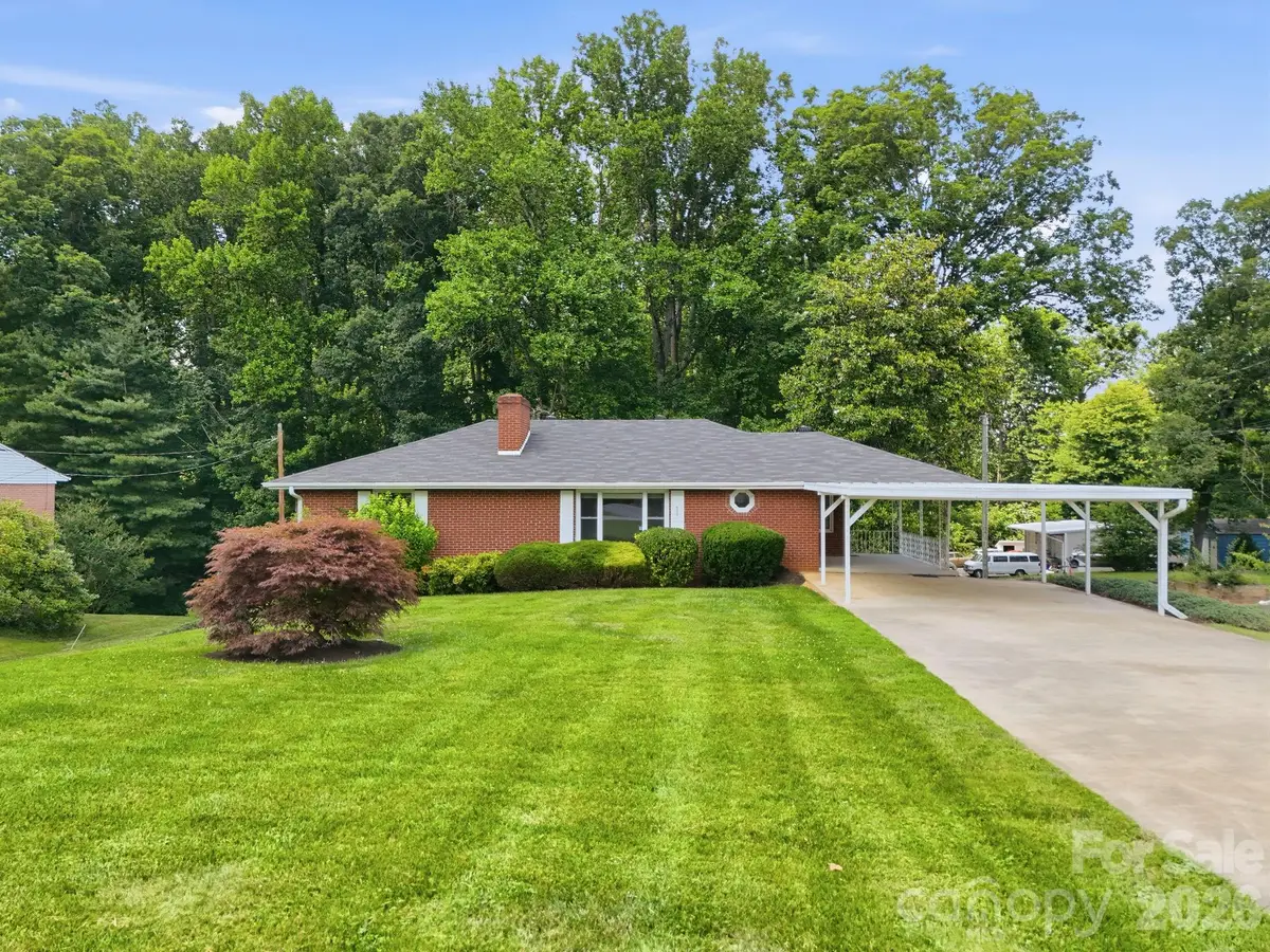 845 Sand Hill Road, Asheville, NC 28806 - #1