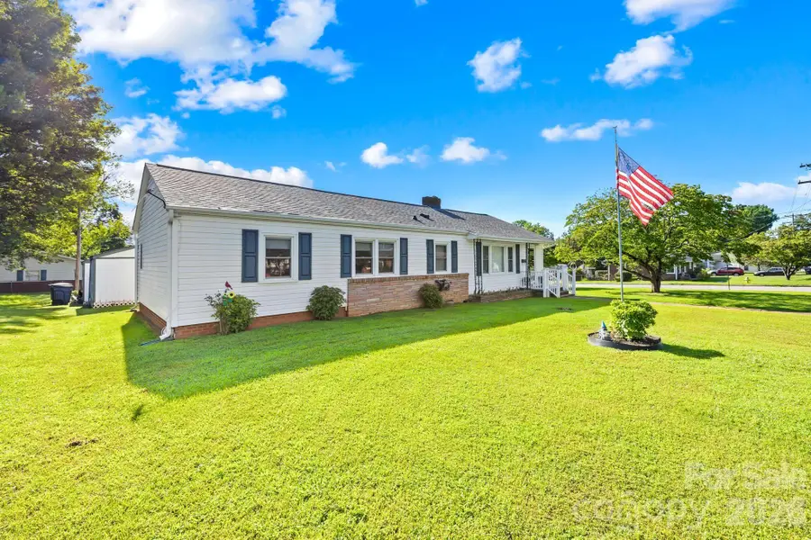 1000 Radio Road, Statesville, NC 28677 - #3