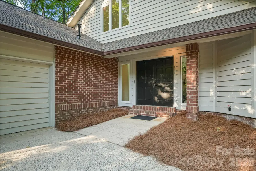 6301 Saddlebrook Court, Charlotte, NC 28226 - #3