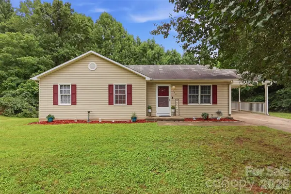 106 N Arlington Avenue, Jonesville, NC 28642