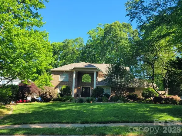 8909 Abberley Court, Huntersville, NC 28078