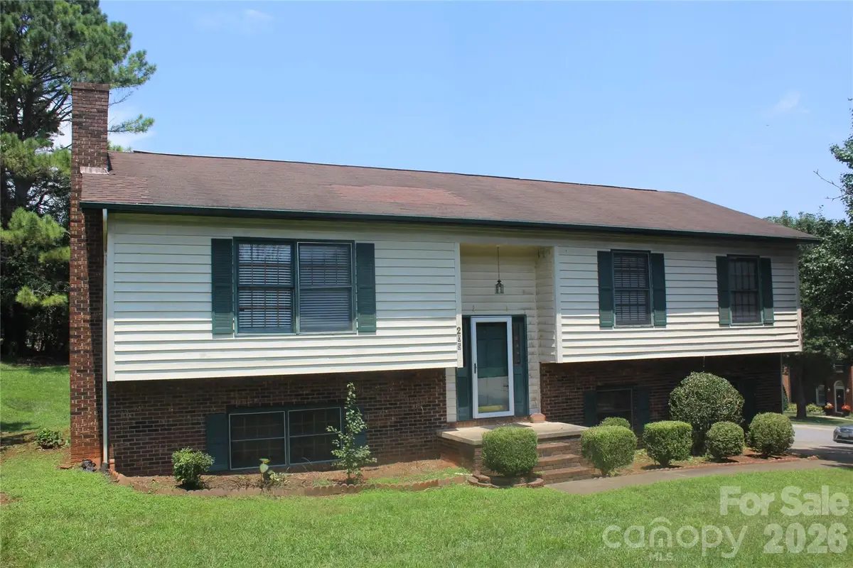 205 Inglewood Drive, Morganton, NC 28655 - #1
